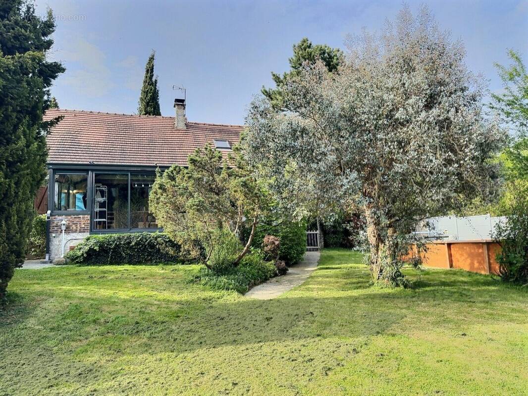 AVANT  - Maison à DAMPMART