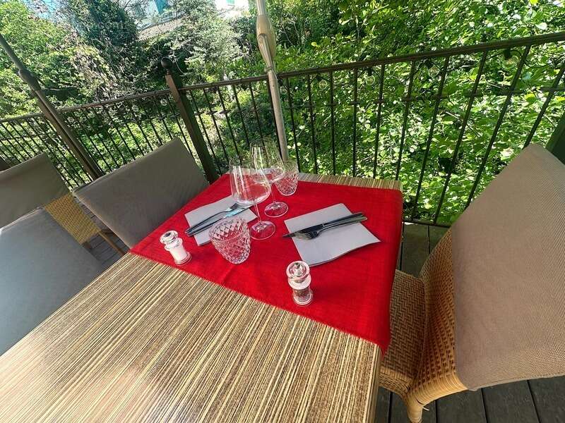 A vendre VAR (83), FDC avec MURS, hotel de charme 3*** climatisé 15 CH, restaurant, 7 mois d'activité CA 220KE - photo 3