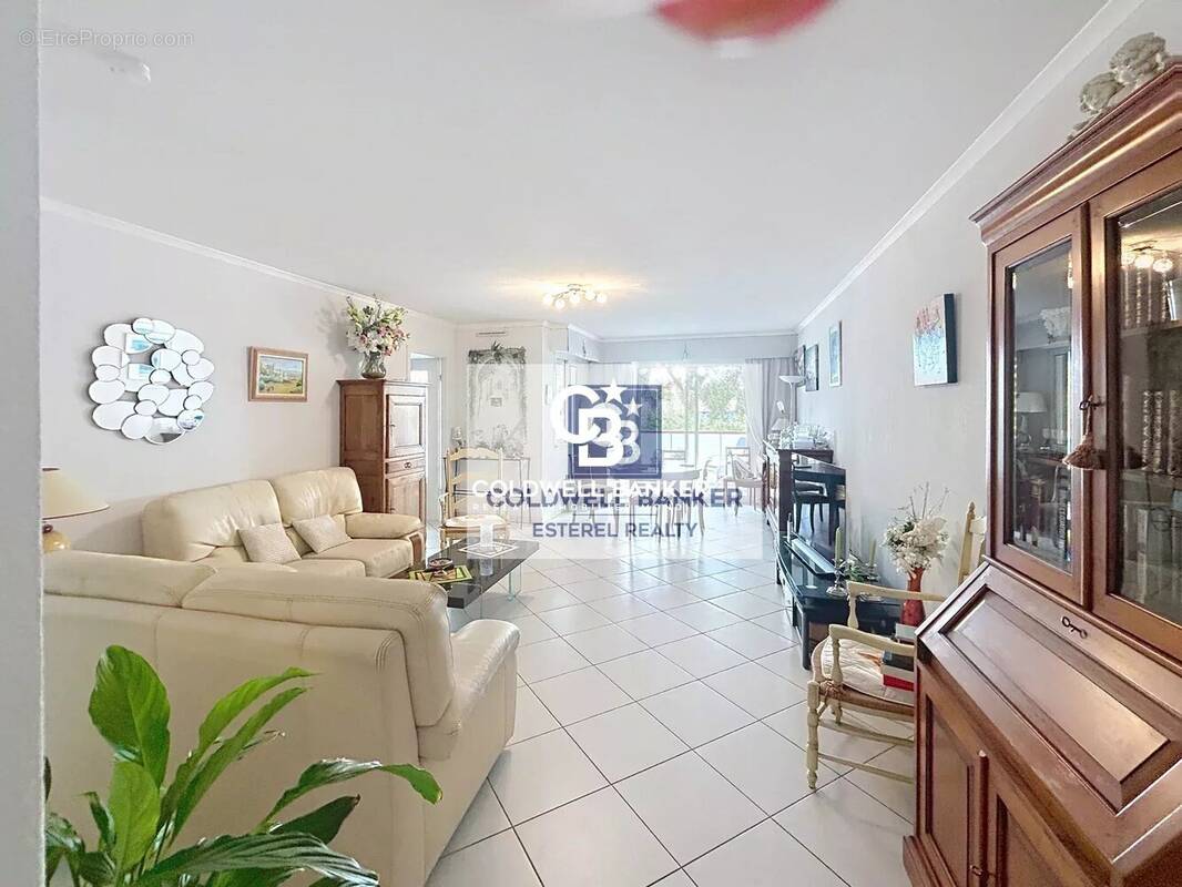 Appartement à FREJUS