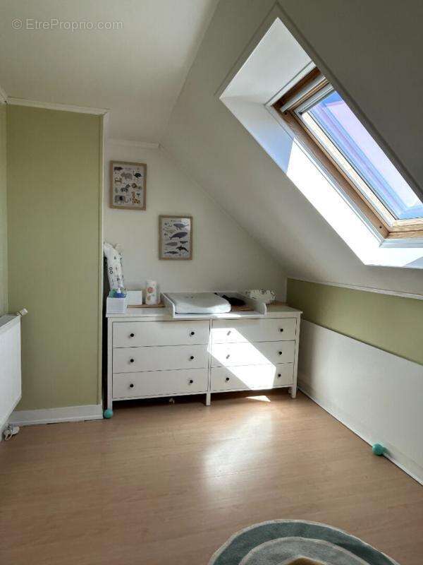 Nevers  à découvrir Très Jolie maison 7 pièce(s) 132.41 m2 - photo 12