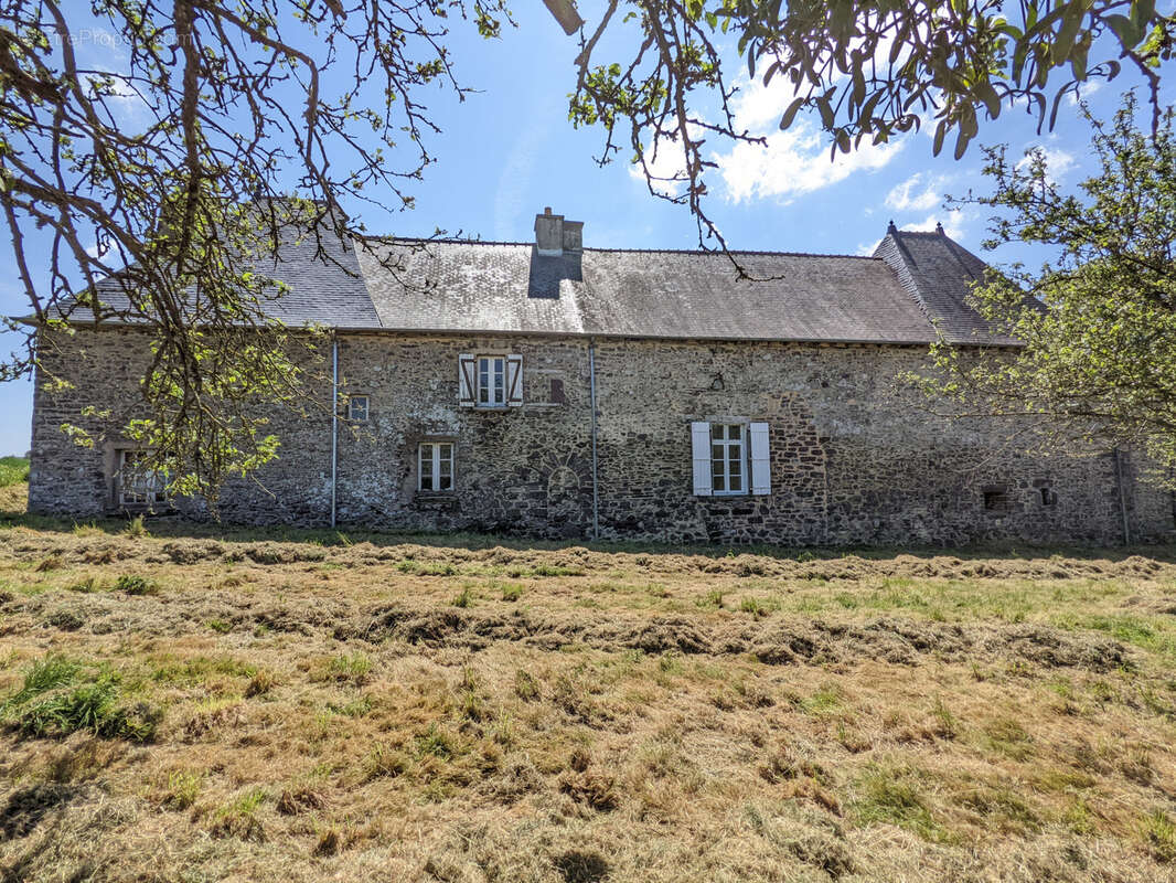 Maison à PAIMPONT