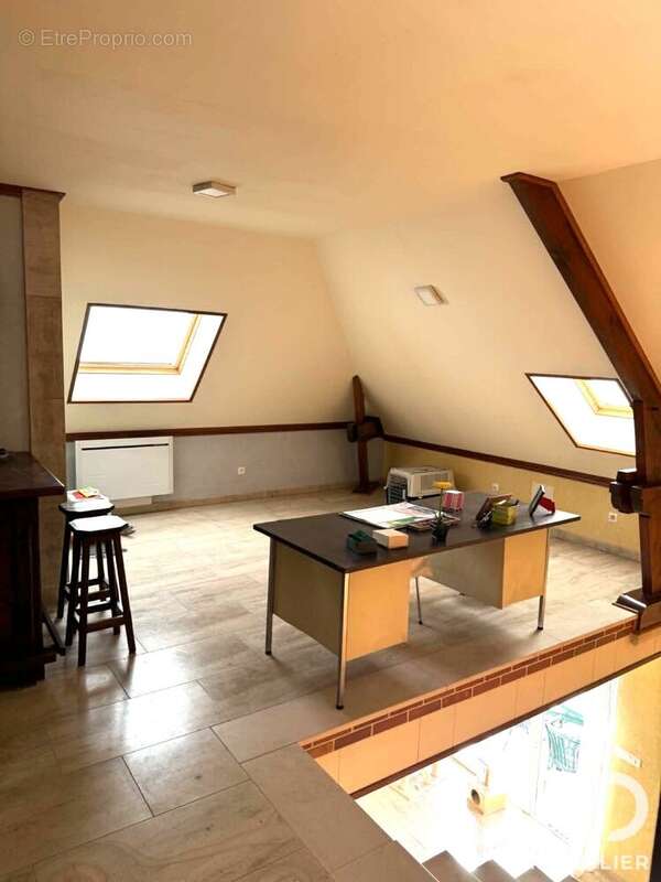 Maison 267 m² à Assenay  - photo 9