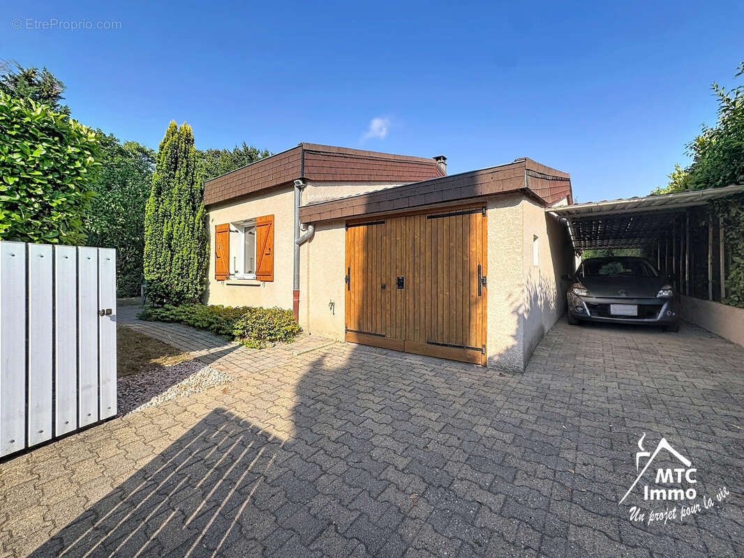 Maison T5 104m2 - photo 3