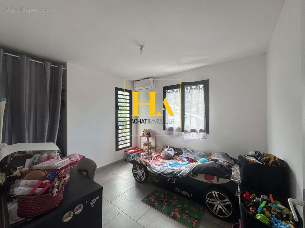 Appartement à ENTRE-DEUX