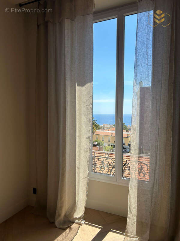 Appartement à CAP-D'AIL