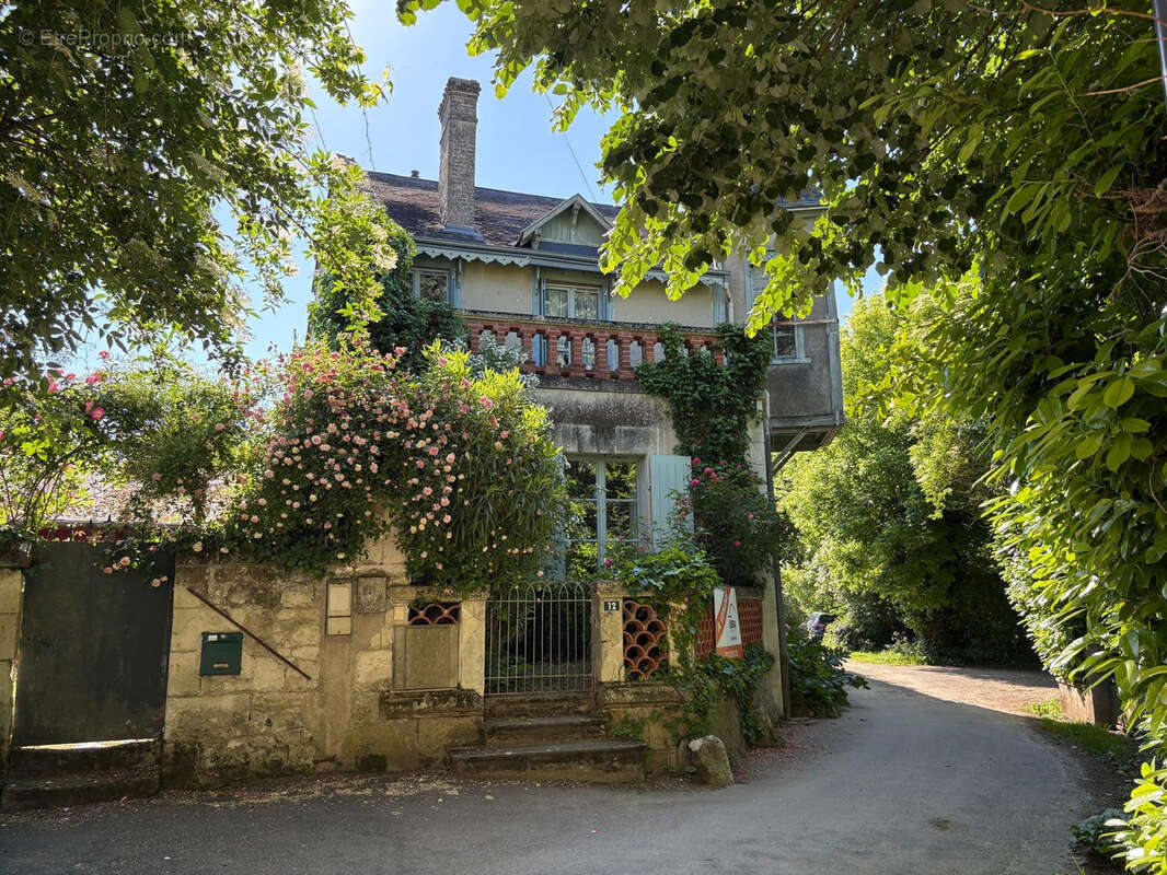 Maison à CHINON