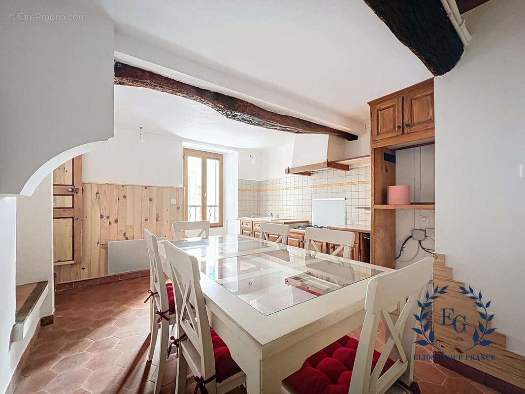 Maison à BESSE-SUR-ISSOLE