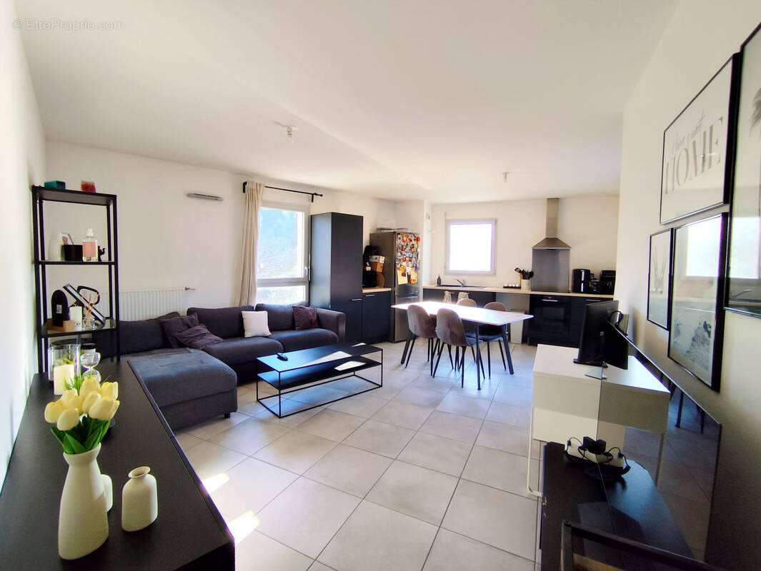 Appartement à PONT-EVEQUE