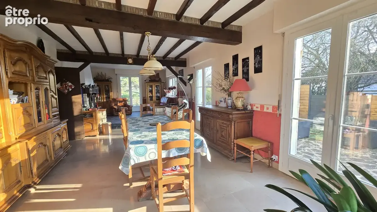 Maison de  226m2 sur sous sol total et terrain de 3550m2 - photo 4