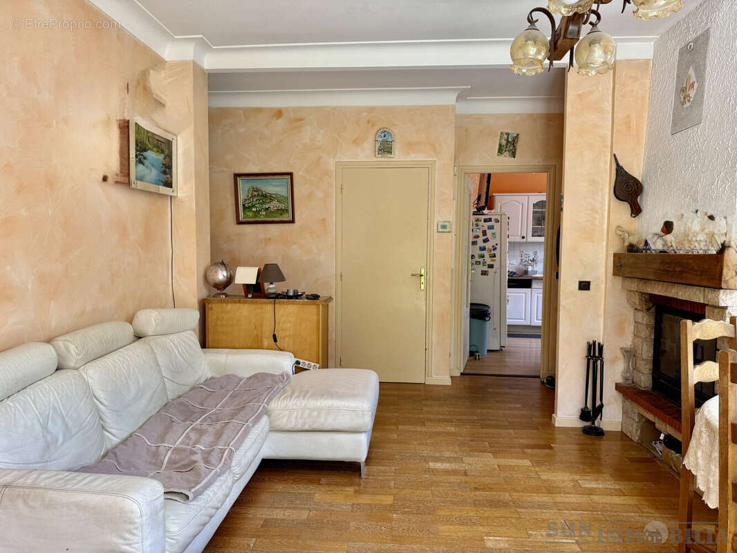 Appartement 87 m² à Saint-Jeannet  - photo 8