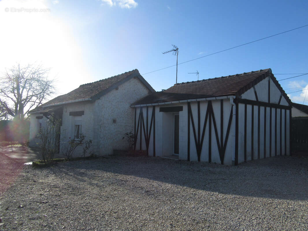 Maison à LA SAUVAGERE