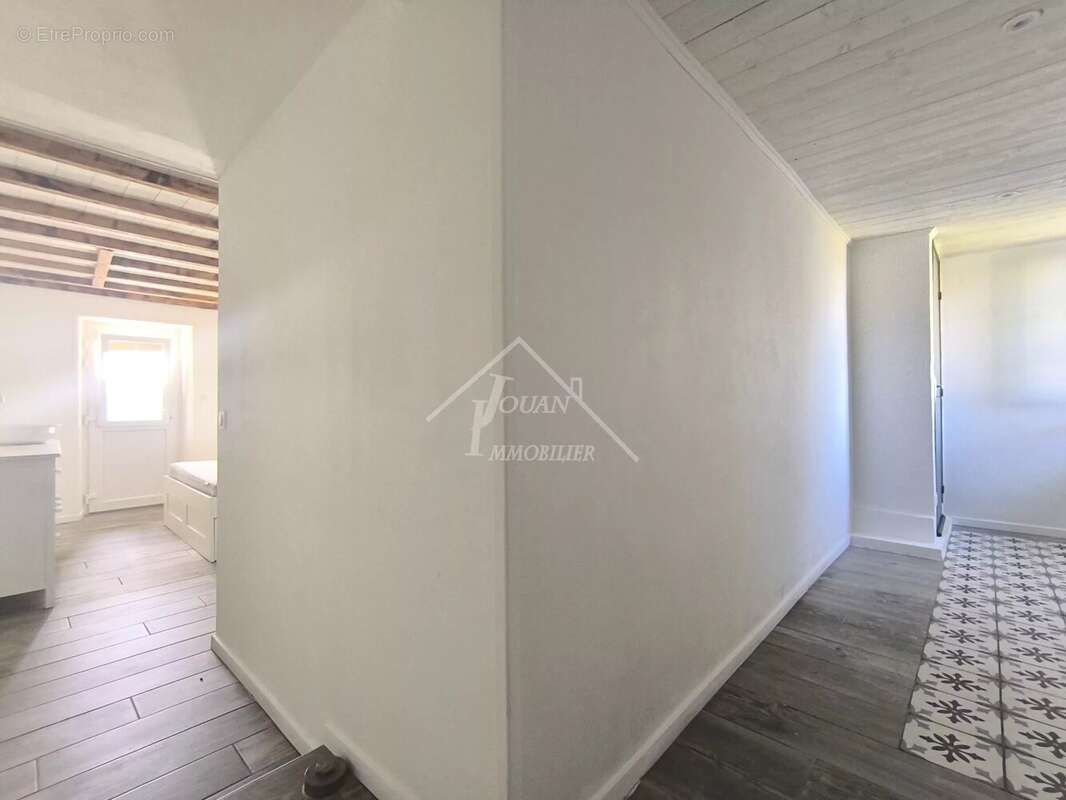 Maison à LA CROUZILLE