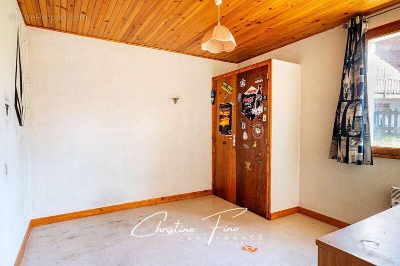 Maison à LA SALLE-LES-ALPES