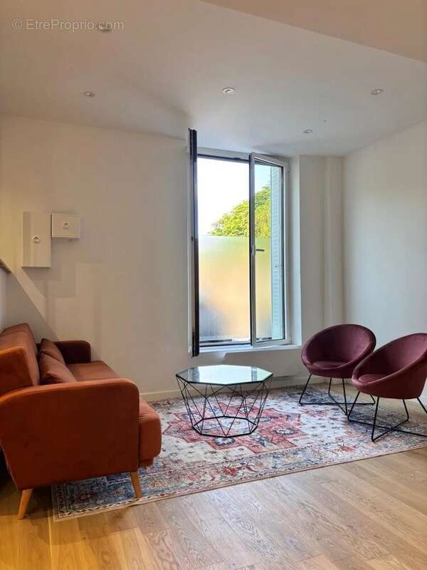 Maison à PARIS-18E