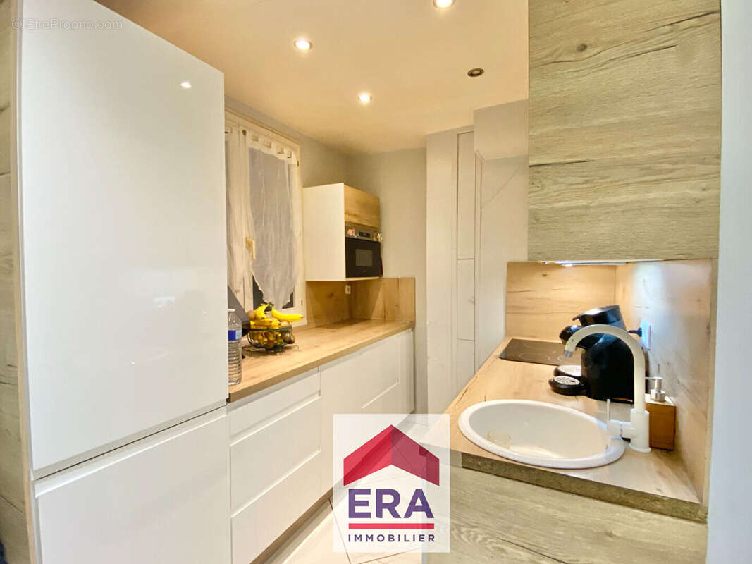 Appartement à SARTROUVILLE