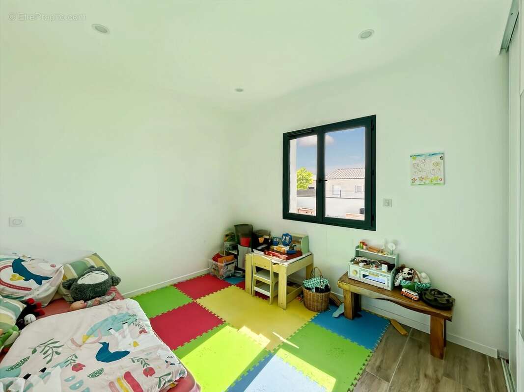 Maison à SAINT-JULIEN-SUR-GARONNE