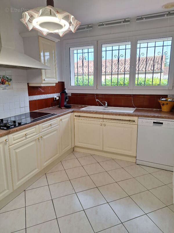 Maison à LA DESTROUSSE