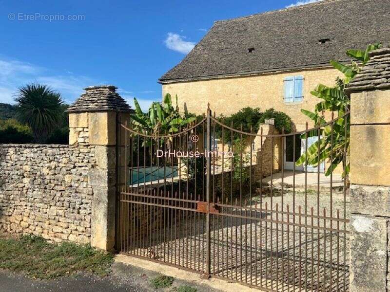 Maison à VALOJOULX