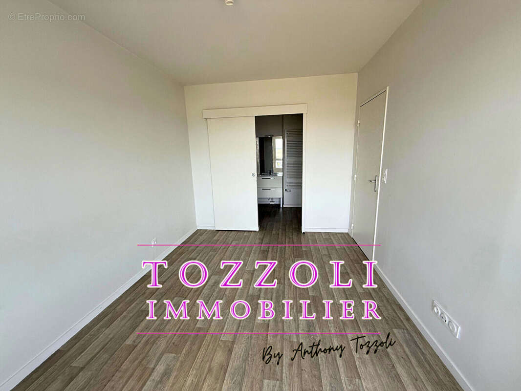 Appartement à L&#039;ISLE-D&#039;ABEAU