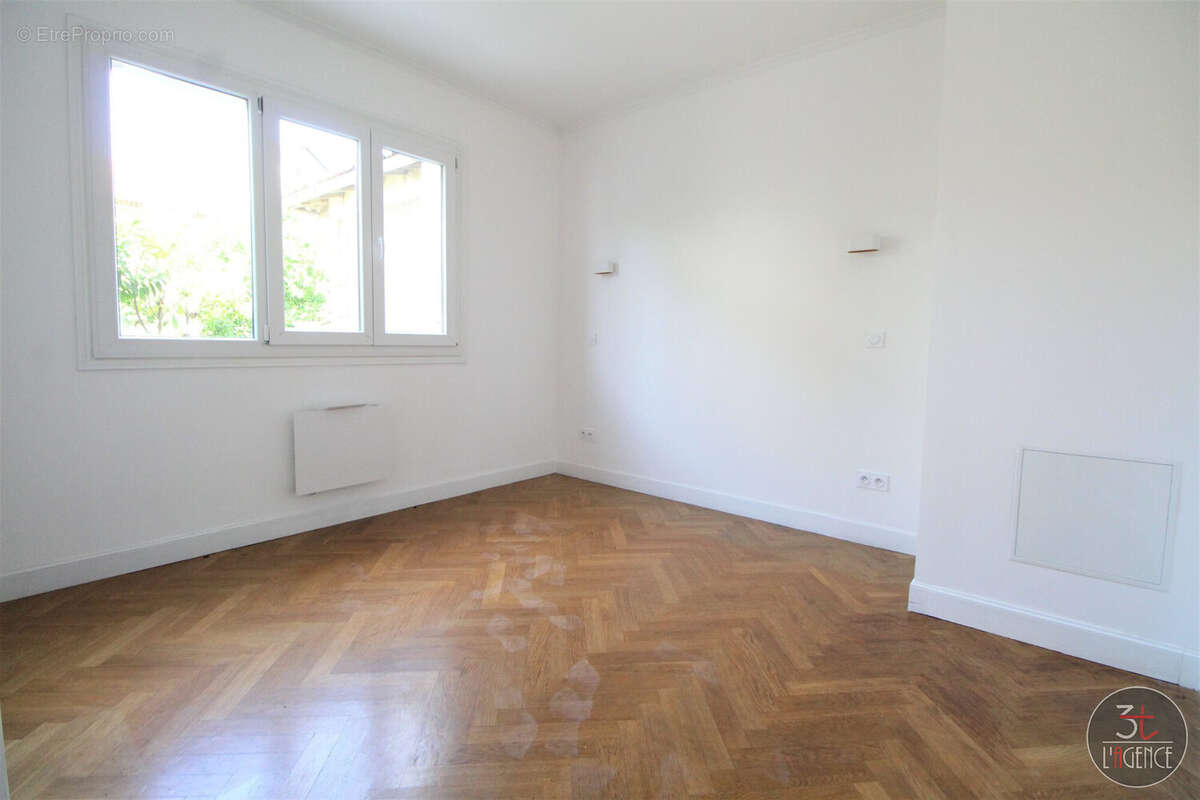 Appartement à FONTENAY-SOUS-BOIS