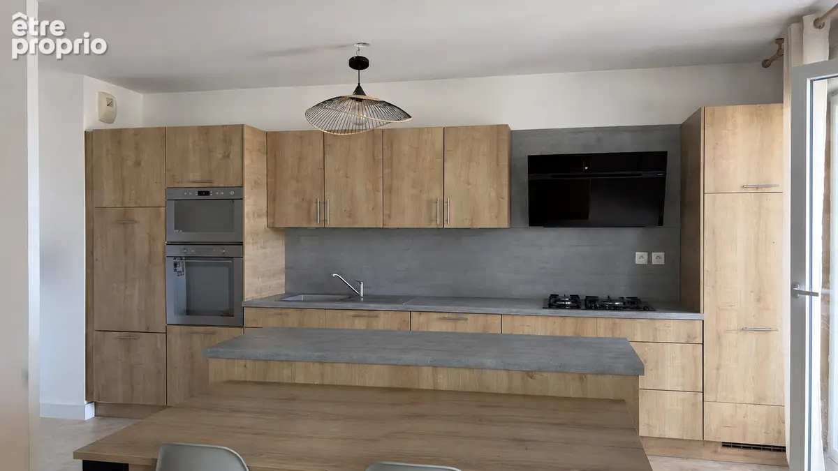 VILLEFRANCHE secteur Parc Vermorel Appartement  T3 de 77 m² avec terrasse - photo 2
