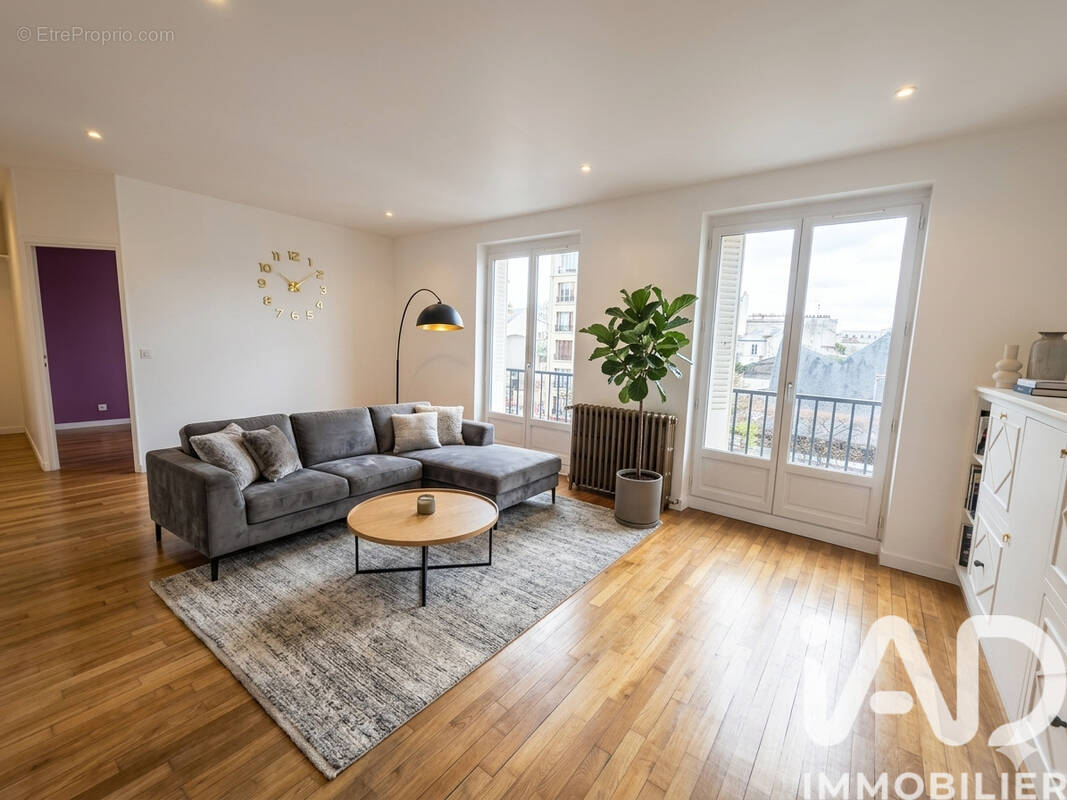 Photo 1 - Appartement à SAINT-DENIS