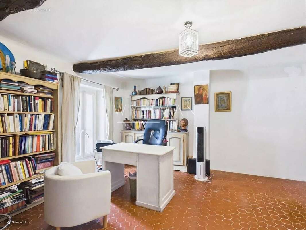 Maison à REGUSSE