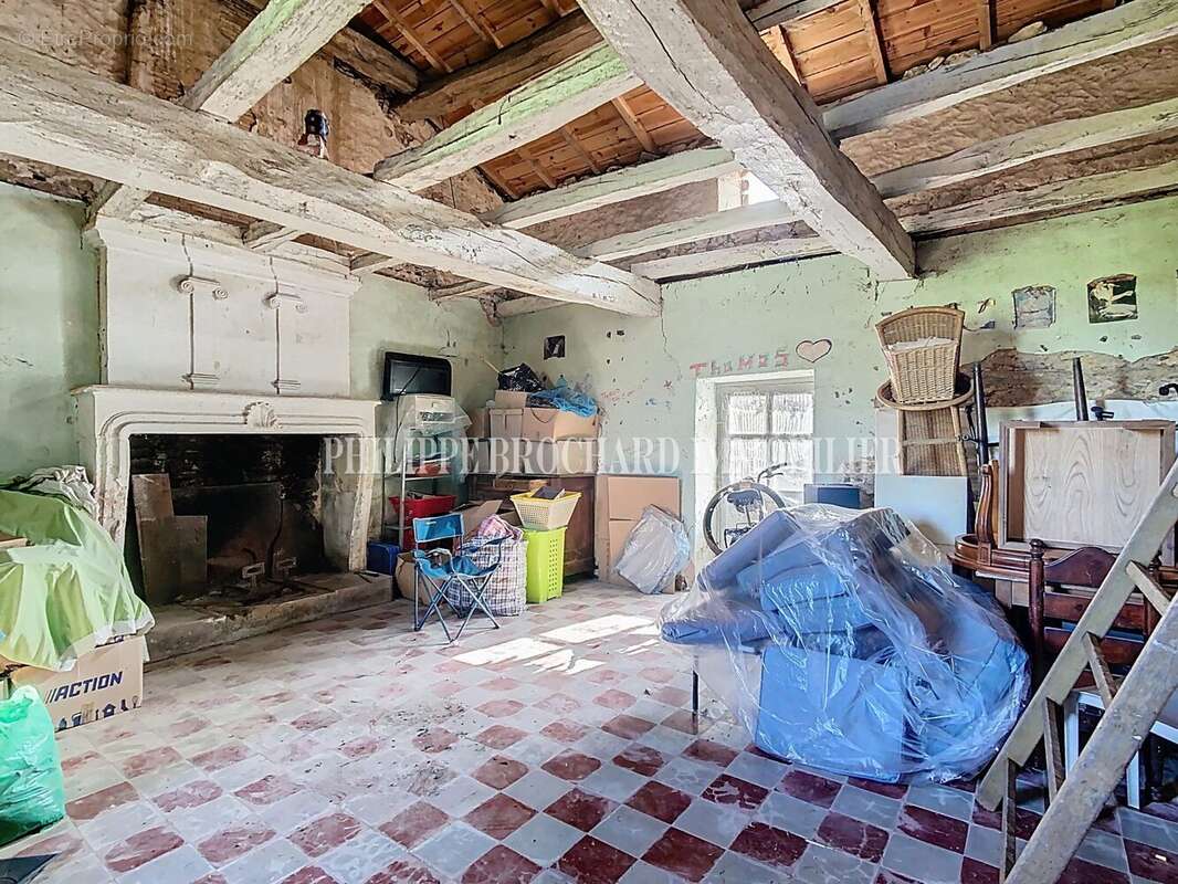 Maison à CHATEAU-GUIBERT