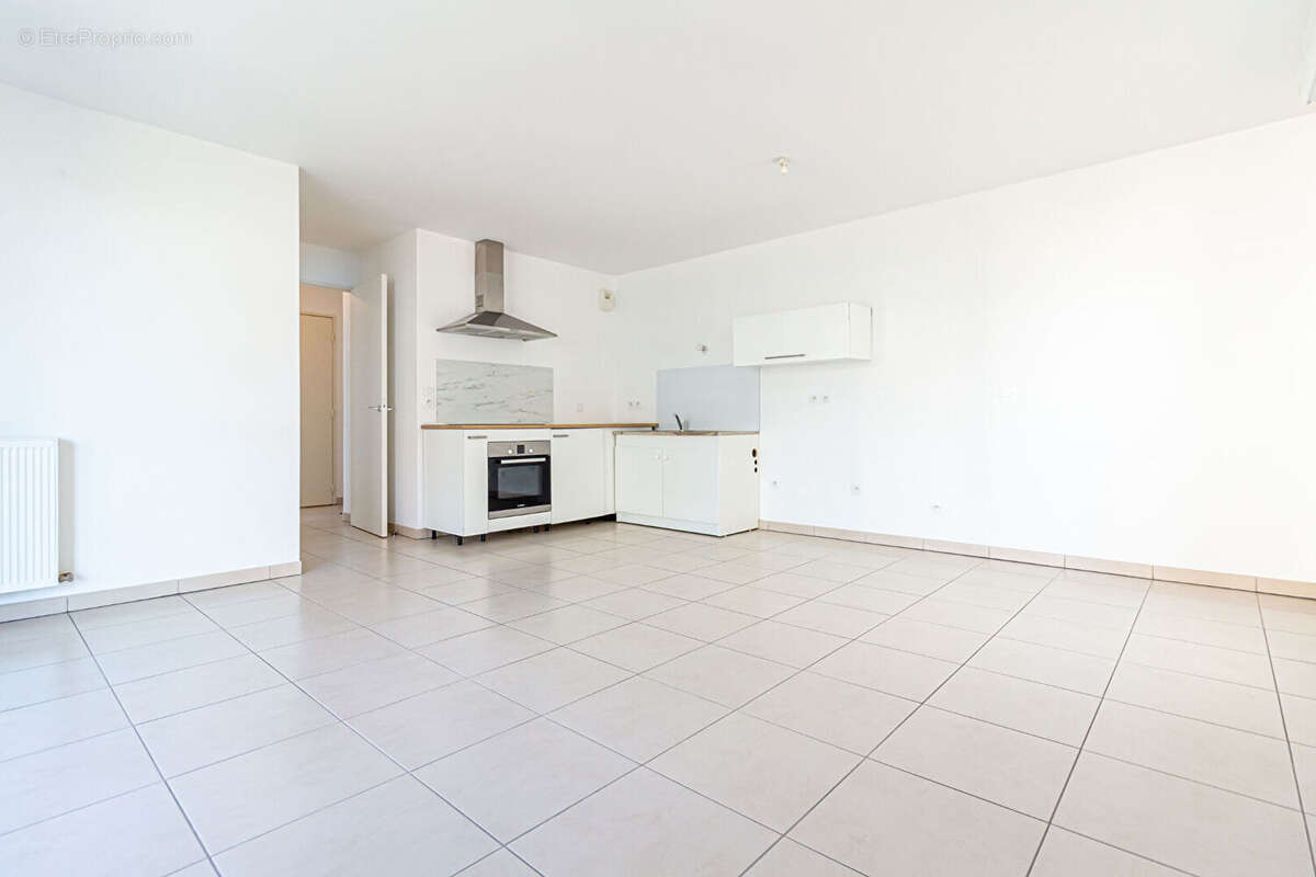 Appartement à VITROLLES