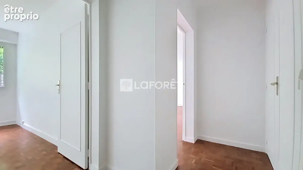 Grand 2 pièces de plus de 50 m² en centre-ville - photo 11