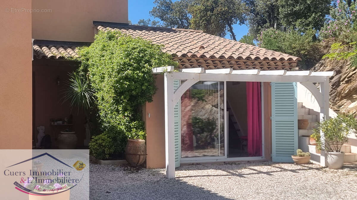 Maison à PIERREFEU-DU-VAR