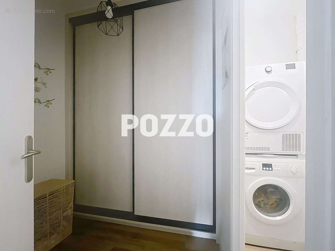 Appartement à DONVILLE-LES-BAINS