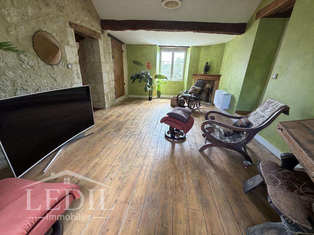 Splendide propriété de 3 habitations,piscine,parc - photo 8