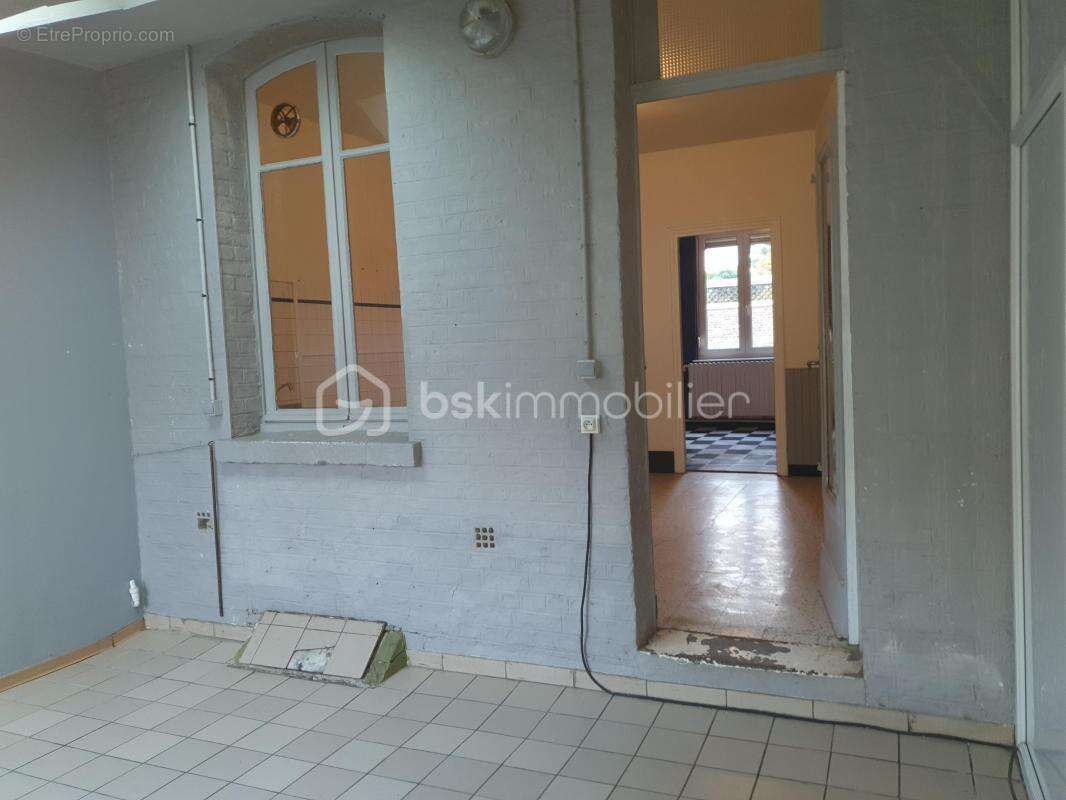 Maison à ORIGNY-SAINTE-BENOITE