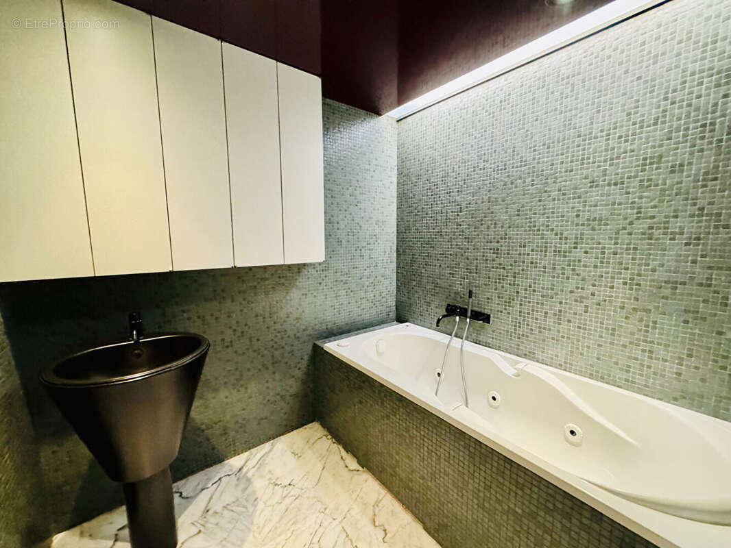 Maison à L&#039;HAY-LES-ROSES