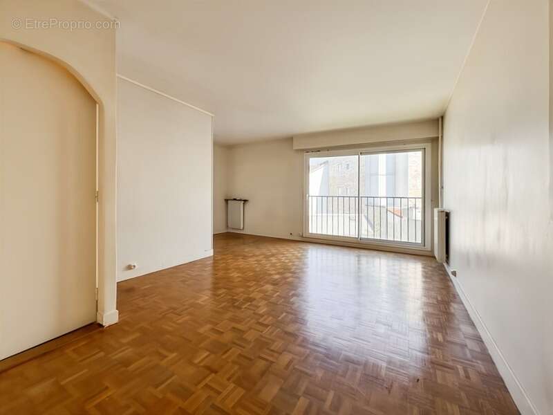 Grand studio à fort potentiel saint-jacques / denfert-rochereau paris 14eme arrondissement (75) - photo 10