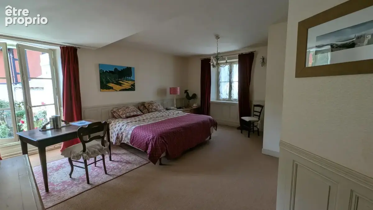 Maison 330 m² à Amboise  - photo 8