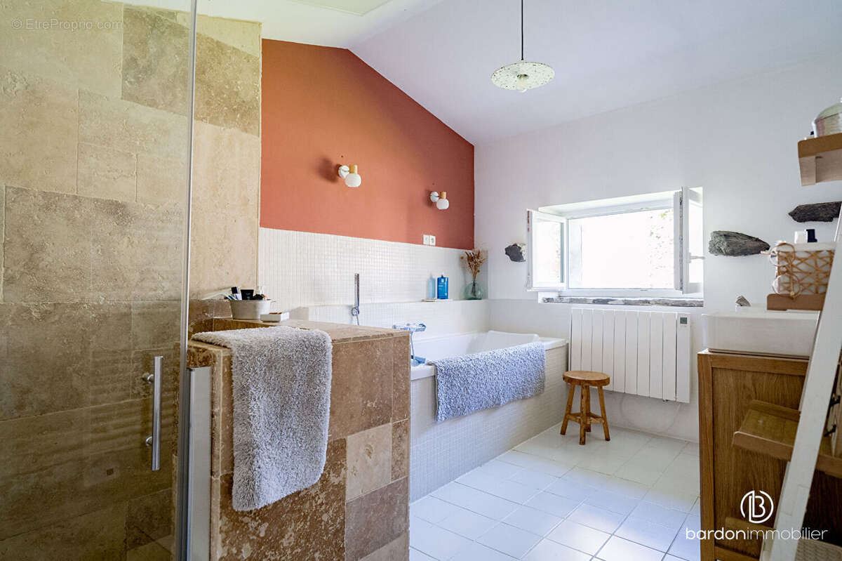 Maison à LA GARNACHE