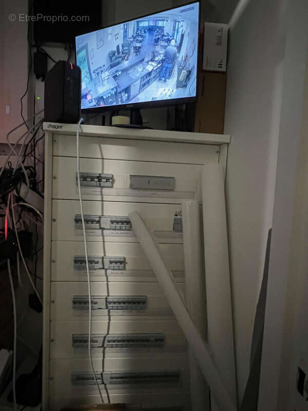 Commerce à MONS-BOUBERT