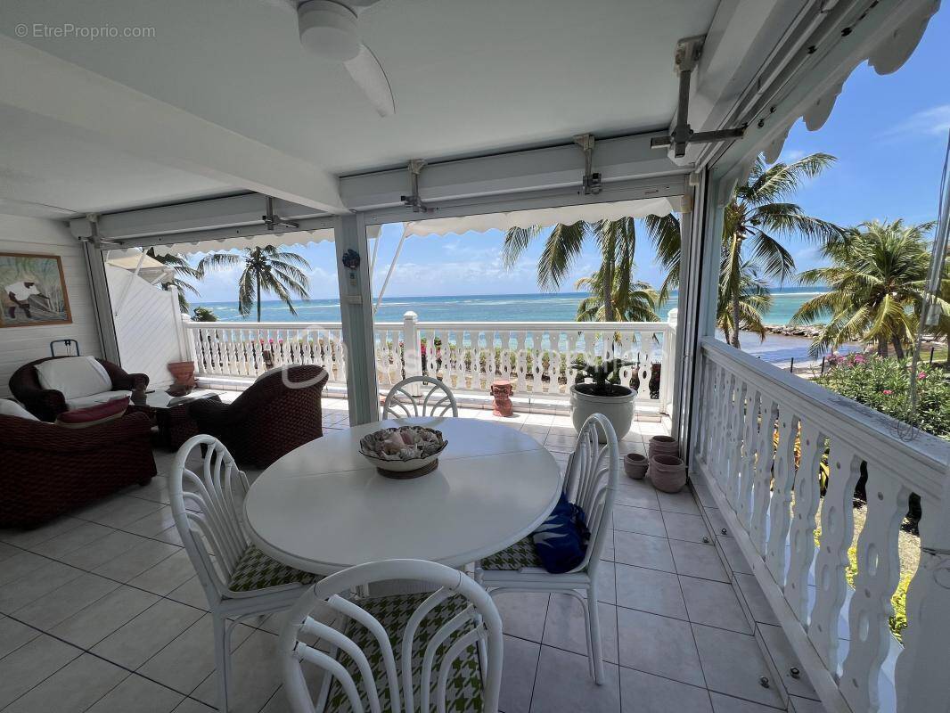 Appartement à SAINT-FRANCOIS