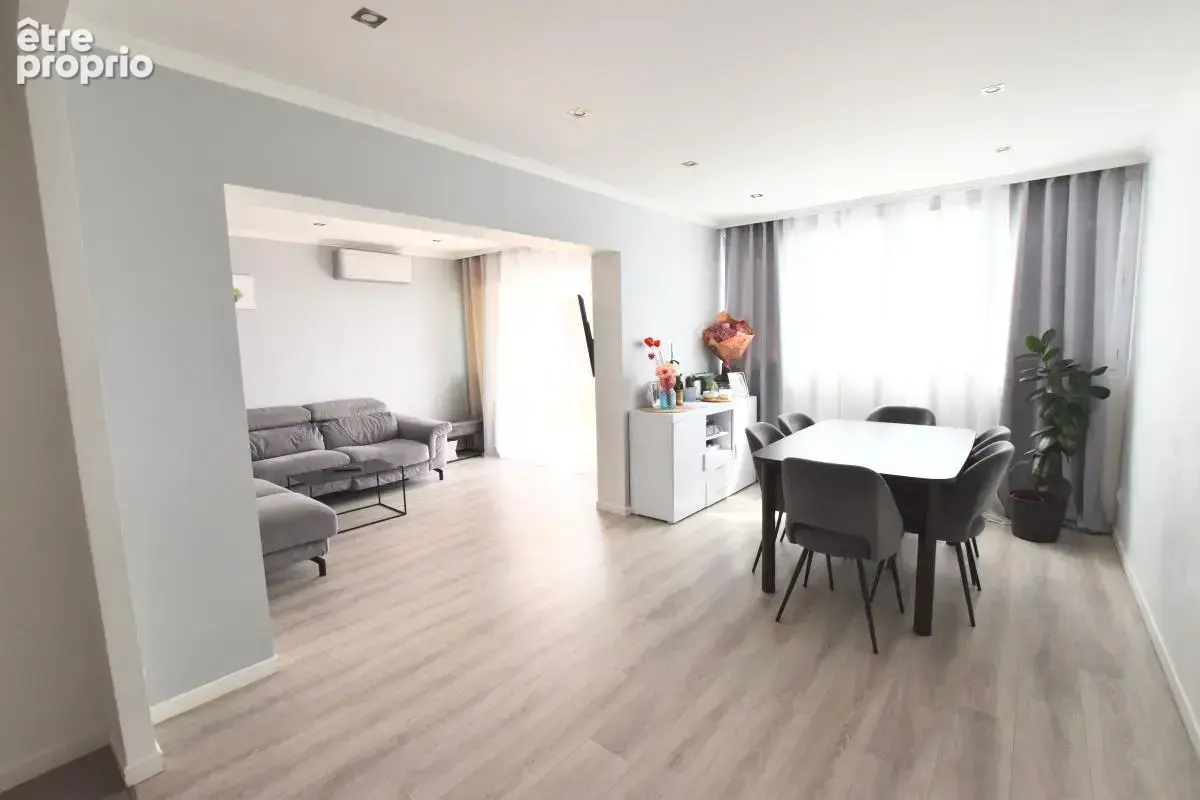 Appartement à SAINTE-FOY-LES-LYON