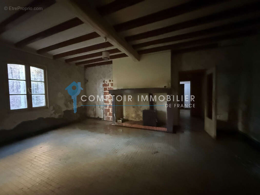 Maison à LAPEYROUSE-FOSSAT