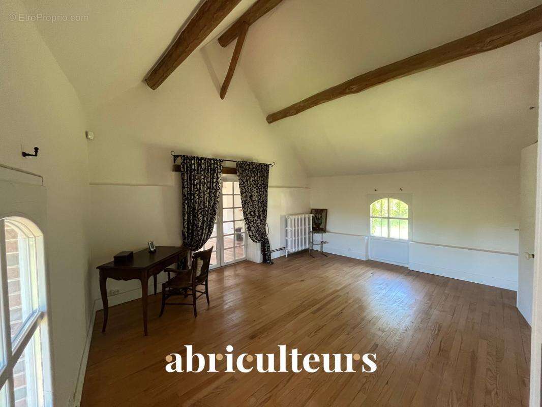 Maison prestigieuse du XIXe Rénovée à vendre à Croisilles (28210) - photo 15