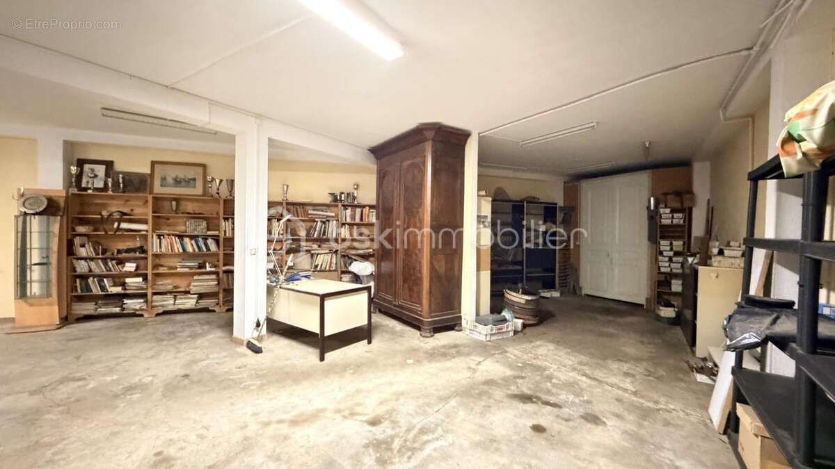 Maison - immeuble avec extèrieur - photo 15