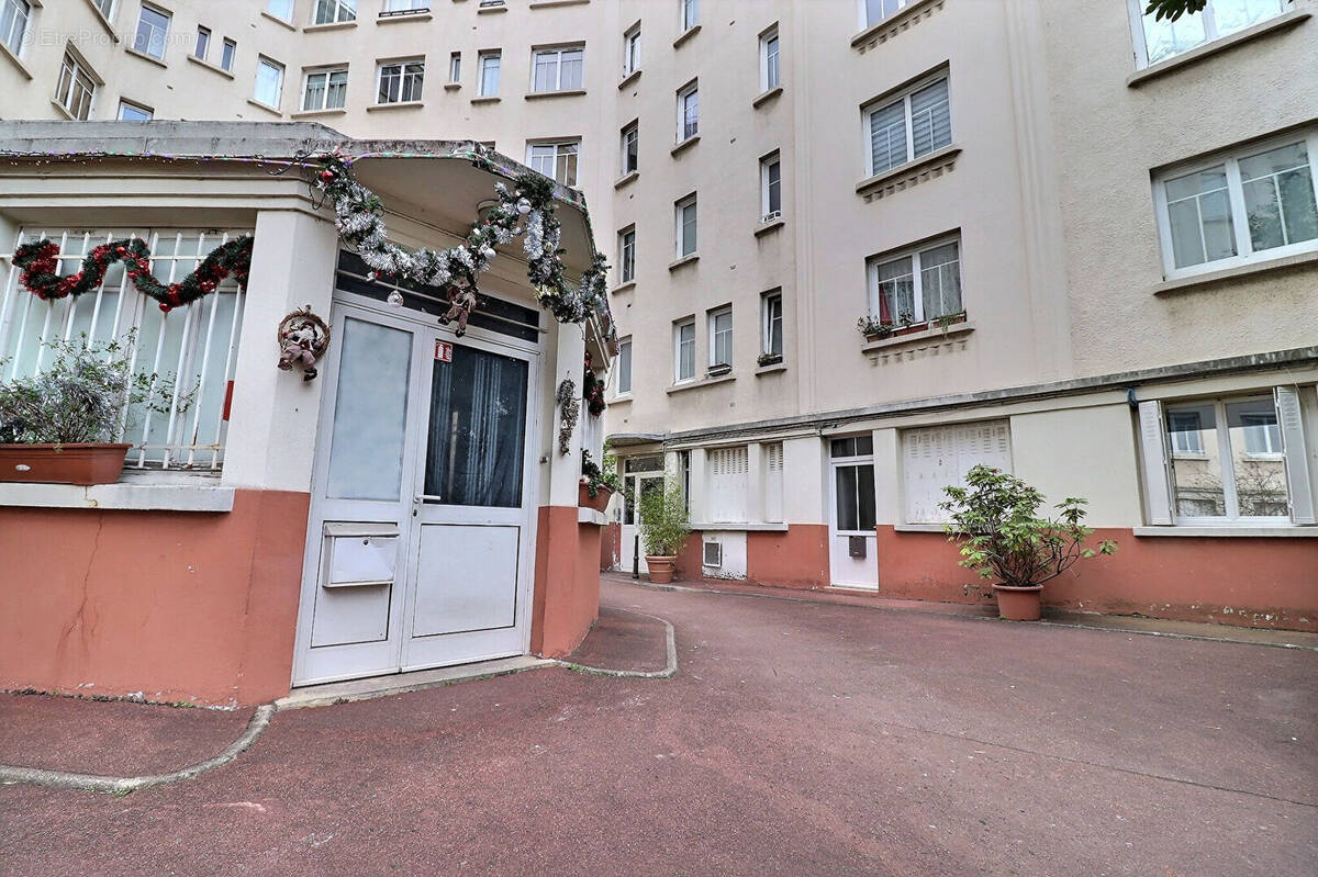 Appartement à BOIS-COLOMBES