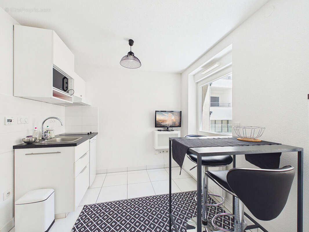 Studio meublé de 16.88 m² en vente rue du Fossé des Treize - photo 4
