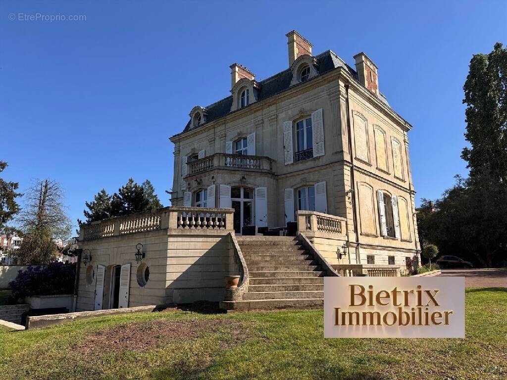 Maison à L&#039;ISLE-ADAM