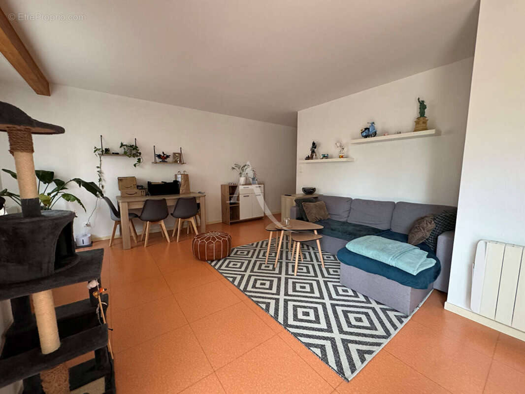 Appartement à L'ISLE-JOURDAIN