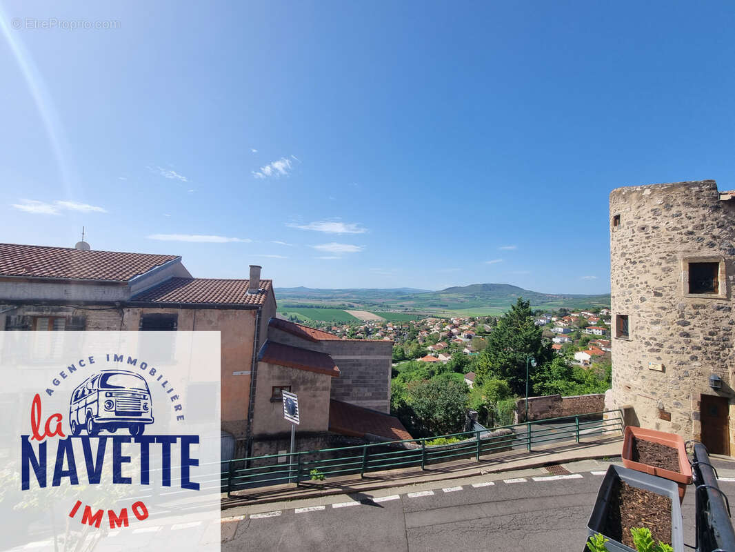 Maison à VEYRE-MONTON