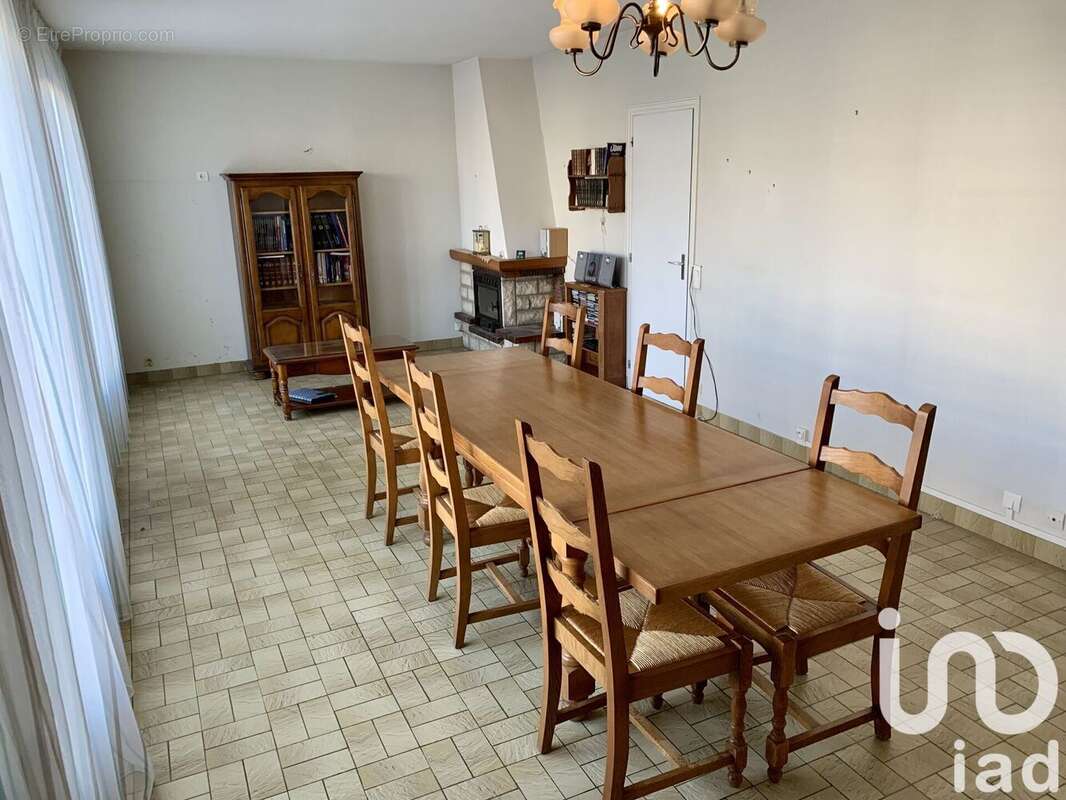 Photo 3 - Maison à SENS